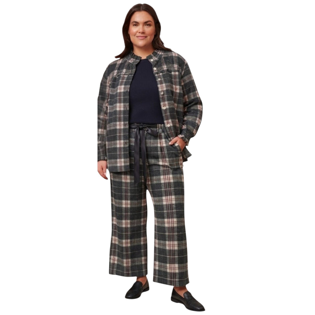 COMPLETO ART. 15651 TESSUTO A QUADRONE CAMICIA CON ARRICCIATURA COD. 018030
