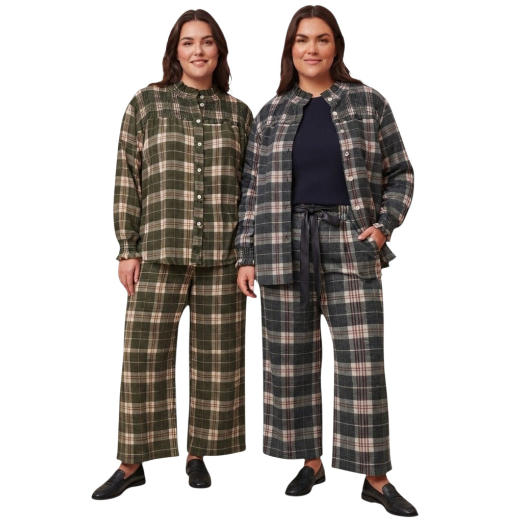 COMPLETO ART. 15651 TESSUTO A QUADRONE CAMICIA CON ARRICCIATURA COD. 018030